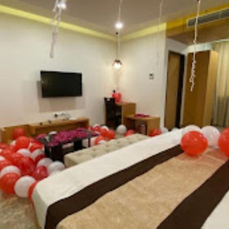 Hotel Aditya Residency Bhopal Eksteriør billede