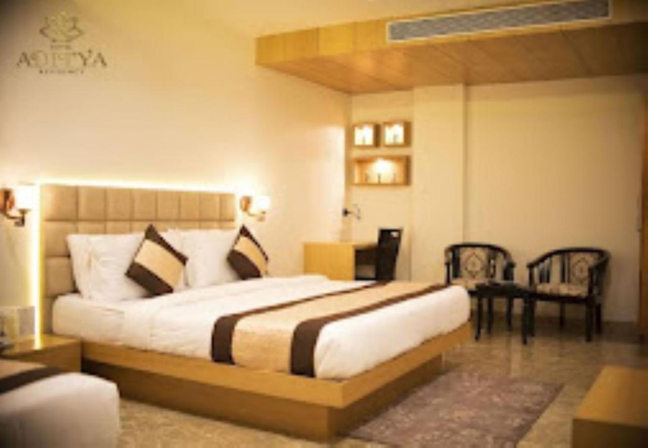 Hotel Aditya Residency Bhopal Eksteriør billede